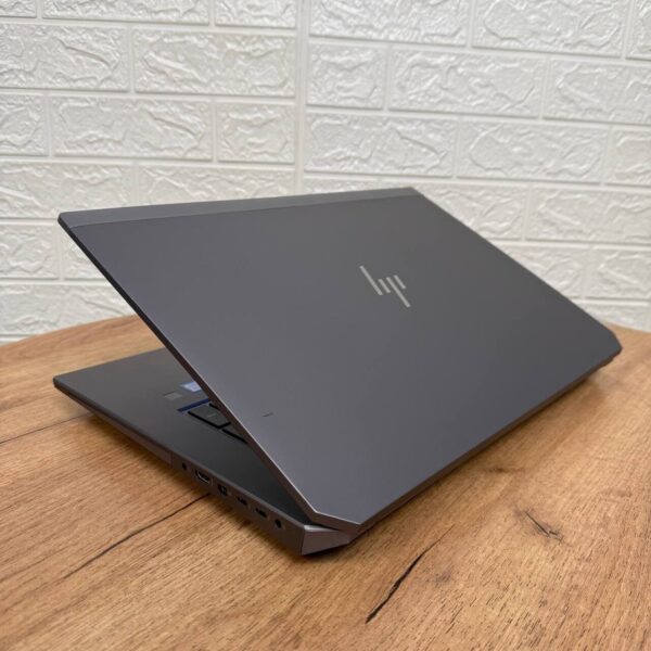 Мобільна робоча станція Б-клас HP ZBook 17 G6 / 17.3" (1920x1080) IPS / Intel Core i7-9850H (6 (12) ядер по 2.6 - 4.6 GHz) / 16 GB DDR4 / 512 GB SSD NVMe / nVidia Quadro RTX 3000, 6 GB GDDR6, 192-bit / WebCam - Зображення 6