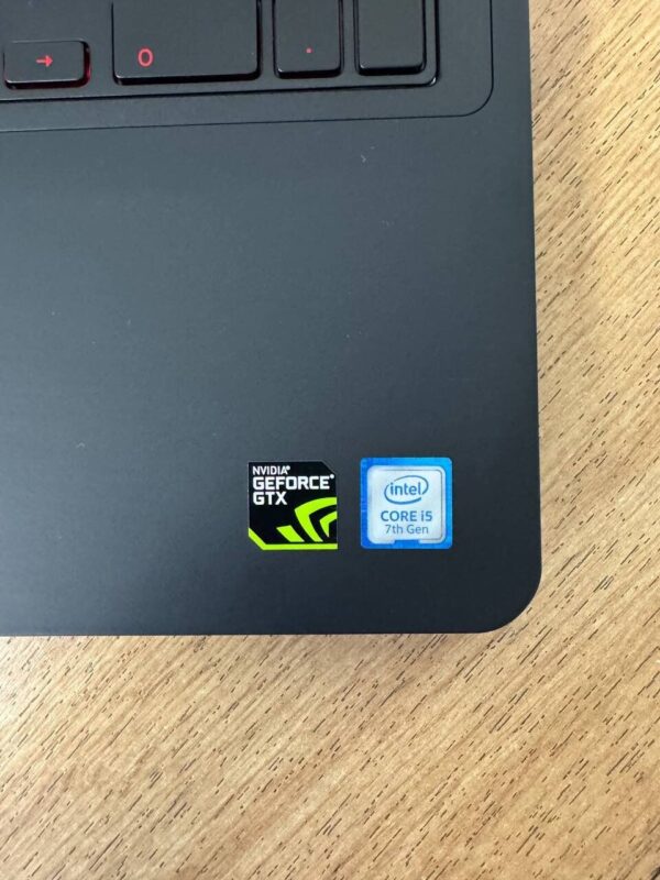 Ігровий ноутбук Б-клас Dell Inspiron 15 5577 / 15.6" (1920x1080) TN / Intel Core i5-7300HQ (4 ядра по 2.5 - 3.5 GHz) / 16 GB DDR4 / 128 GB SSD NVMe + 1000 GB HDD / nVidia GeForce GTX 1050, 4 GB GDDR5, 128-bit / WebCam - Зображення 8