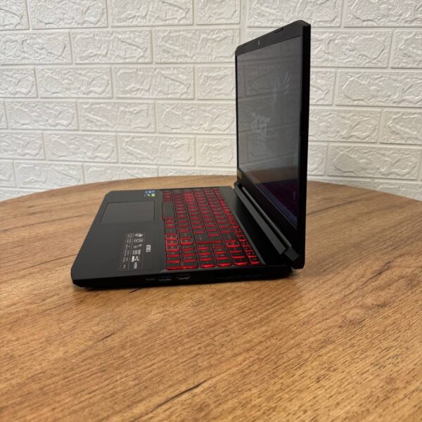 Ігровий ноутбук Б-клас Acer Nitro 5 AN515-57 / 15.6" (1920x1080) IPS / Intel Core i5-11400H (6 (12) ядра по 2.2 - 4.5 GHz) / 8 GB DDR4 / 512 GB SSD / nVidia GeForce GTX 1650, 4 GB GDDR6, 128-bit / WebCam - Зображення 5