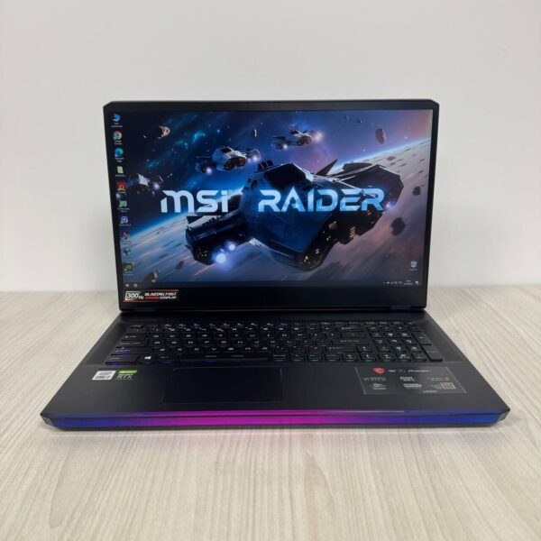 Ігровий ноутбук MSI GE76 Raider 10UG / 17.3" (1920x1080) IPS / Intel Core i7-10870H (8 (16) ядер по 2.2 - 5.0 GHz) / 32 GB DDR4 / 1000 GB SSD NVMe / nVidia GeForce RTX 3070, 8 GB GDDR6, 256-bit / WebCam - Зображення 2