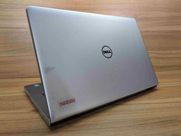 Ноутбук Dell Inspiron 5758 / 17.3" (1600x900) TN / Intel Core i7-5500U (2 (4) ядра по 2.4 - 3.0 GHz) / 8 GB DDR3 / 480 GB SSD / Intel HD Graphics 5500 / WebCam / Windows 10 - Зображення 7