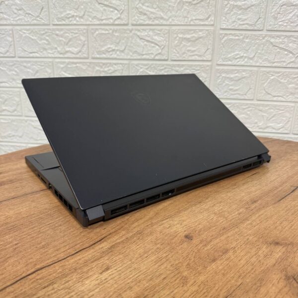 Мобільна робоча станція Б-клас MSI WS66 10TKT / 15.6" (1920x1080) IPS Touch / Intel Core i9-10980HK (8 (16) ядер по 2.4 - 5.3 GHz) / 16 GB DDR4 / 512 GB SSD NVMe / nVidia Quadro RTX 3000, 6 GB GDDR6, 192-bit / WebCam - Зображення 6