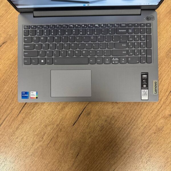 Ультрабук Б-клас Lenovo IdeaPad 3 15IAU7 / 15.6" (1920x1080) IPS / Intel Core i7-1255U (10 (12) ядер по 1.7 - 4.7 GHz) / 16 GB DDR4 / 256 GB SSD NVMe / Intel Iris Xe Graphics / WebCam - Зображення 7
