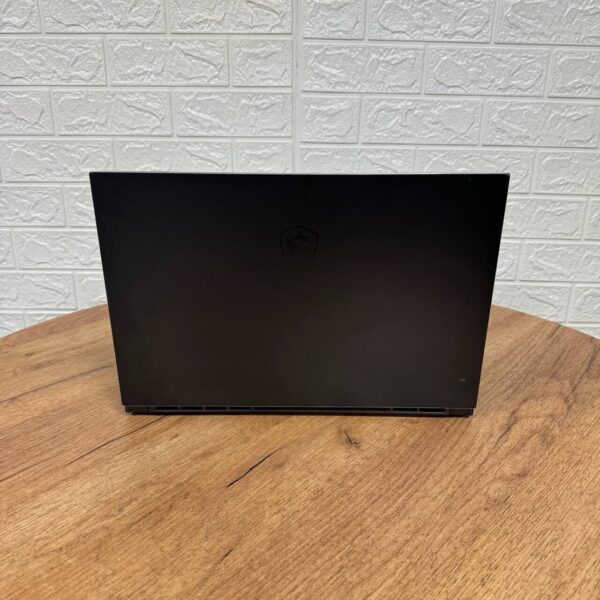 Мобільна робоча станція Б-клас MSI WS66 10TKT / 15.6" (1920x1080) IPS Touch / Intel Core i7-10875H (8 (16) ядер по 2.3 - 5.1 GHz) / 32 GB DDR4 / 1000 GB SSD / nVidia Quadro RTX 3000, 6 GB GDDR6, 192-bit / WebCam - Зображення 3