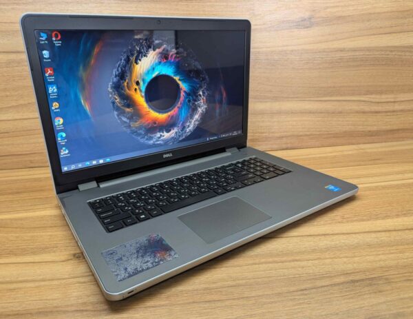 Ноутбук Dell Inspiron 5758 / 17.3" (1600x900) TN / Intel Core i7-5500U (2 (4) ядра по 2.4 - 3.0 GHz) / 8 GB DDR3 / 480 GB SSD / Intel HD Graphics 5500 / WebCam / Windows 10 - Зображення 4