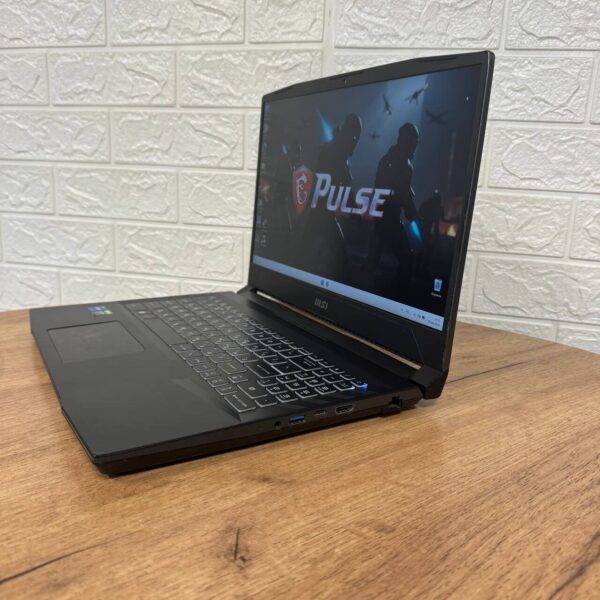 Ігровий ноутбук Б-клас MSI Pulse GL66 12UGKV / 15.6" (1920x1080) IPS / Intel Core i7-12700H (14 (20) ядер по 3.5 - 4.7 GHz) / 16 GB DDR4 / 1000 GB SSD / nVidia GeForce RTX 3070, 8 GB GDDR6, 256-bit / WebCam - Зображення 5