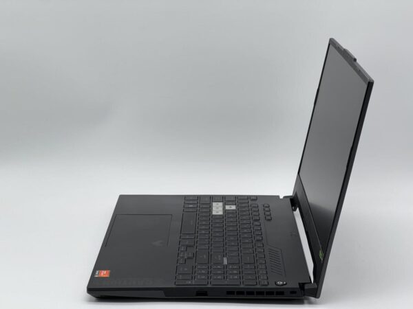 Ігровий ноутбук Asus TUF Gaming A15 FA507XU / 15.6" (1920x1080) IPS / AMD Ryzen 9 7940HS (8 (16) ядер по 4.0 - 5.2 GHz) / 16 GB DDR5 / 480 GB SSD / nVidia GeForce RTX 4050, 6 GB GDDR6, 96-bit / WebCam - Зображення 4