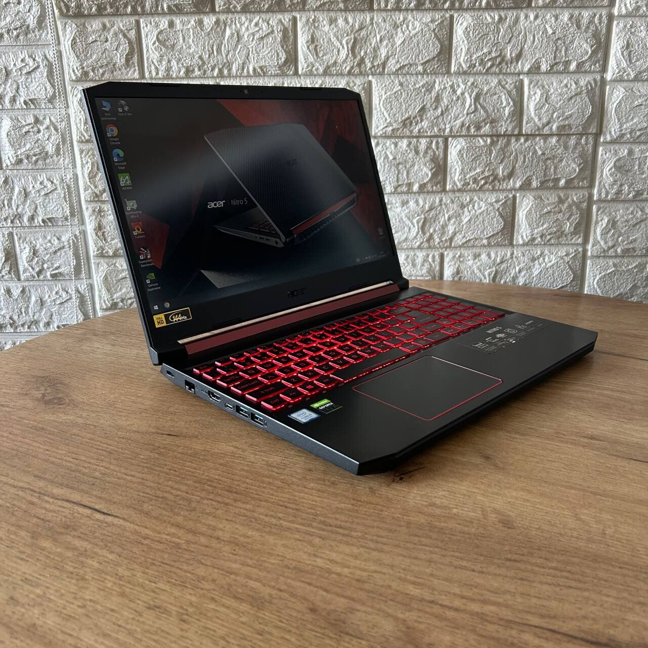 Ігровий ноутбук Б-клас Acer Nitro 5 AN515-54 / 15.6" (1920x1080) IPS / Intel Core i5-9300H (4 (8) ядра по 2.4 - 4.1 GHz) / 16 GB DDR4 / 512 GB SSD NVMe / nVidia GeForce RTX 2060, 6 GB GDDR6, 192-bit / WebCam - Зображення 4