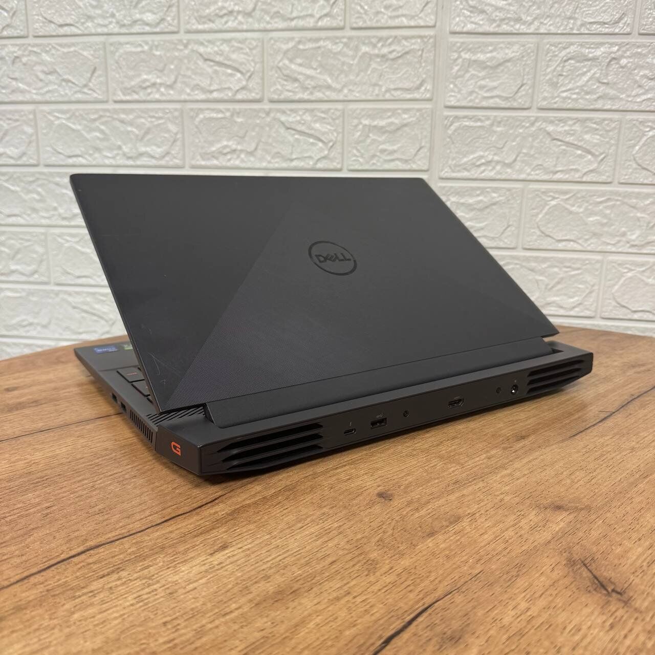Ігровий ноутбук Б-клас Dell G15 5511 / 15.6" (1920x1080) IPS / Intel Core i7-11800H (8 (16) ядер по 2.3 - 4.6 GHz) / 16 GB DDR4 / 512 GB SSD / nVidia GeForce RTX 3060, 6 GB GDDR6, 192-bit / WebCam - Зображення 6