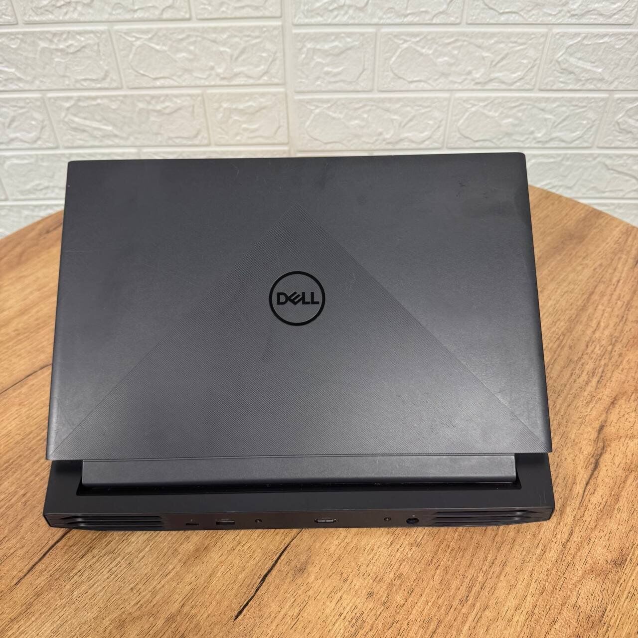 Ігровий ноутбук Б-клас Dell G15 5511 / 15.6" (1920x1080) IPS / Intel Core i7-11800H (8 (16) ядер по 2.3 - 4.6 GHz) / 16 GB DDR4 / 512 GB SSD / nVidia GeForce RTX 3060, 6 GB GDDR6, 192-bit / WebCam - Зображення 3