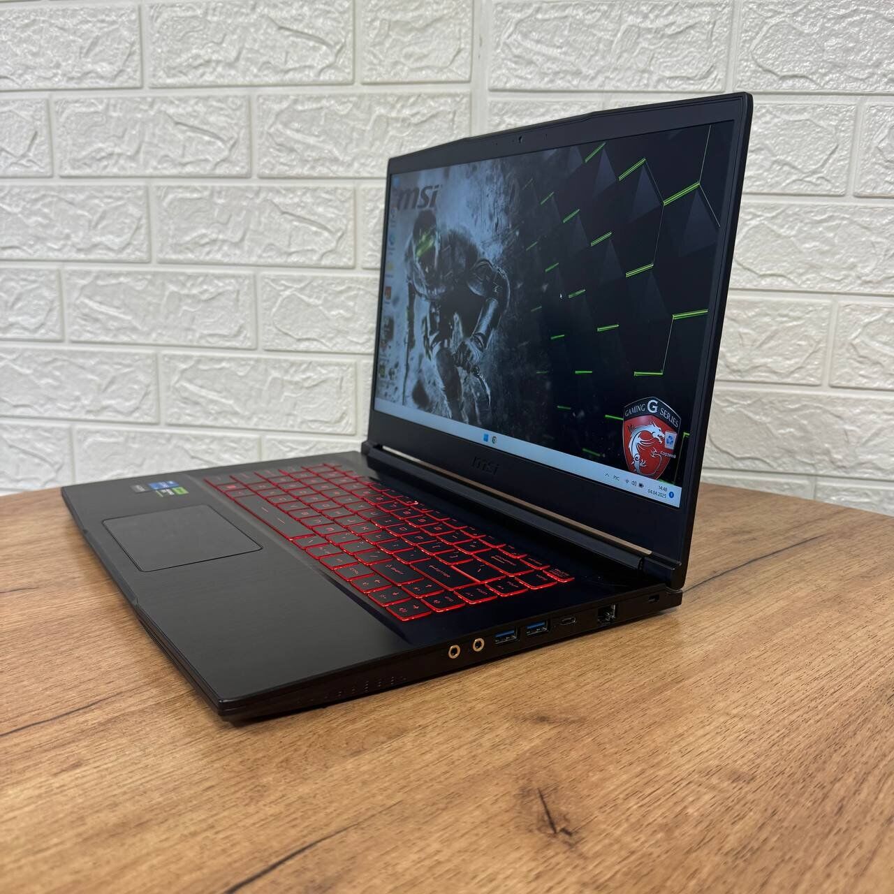Ігровий ноутбук Б-клас MSI GF63 Thin 11UD / 15.6" (1920x1080) IPS / Intel Core i5-11400H (6 (12) ядер по 2.7 - 4.5 GHz) / 16 GB DDR4 / 512 GB SSD NVMe / nVidia GeForce RTX 3050 Ti, 4 GB GDDR6, 128-bit / WebCam - Зображення 5