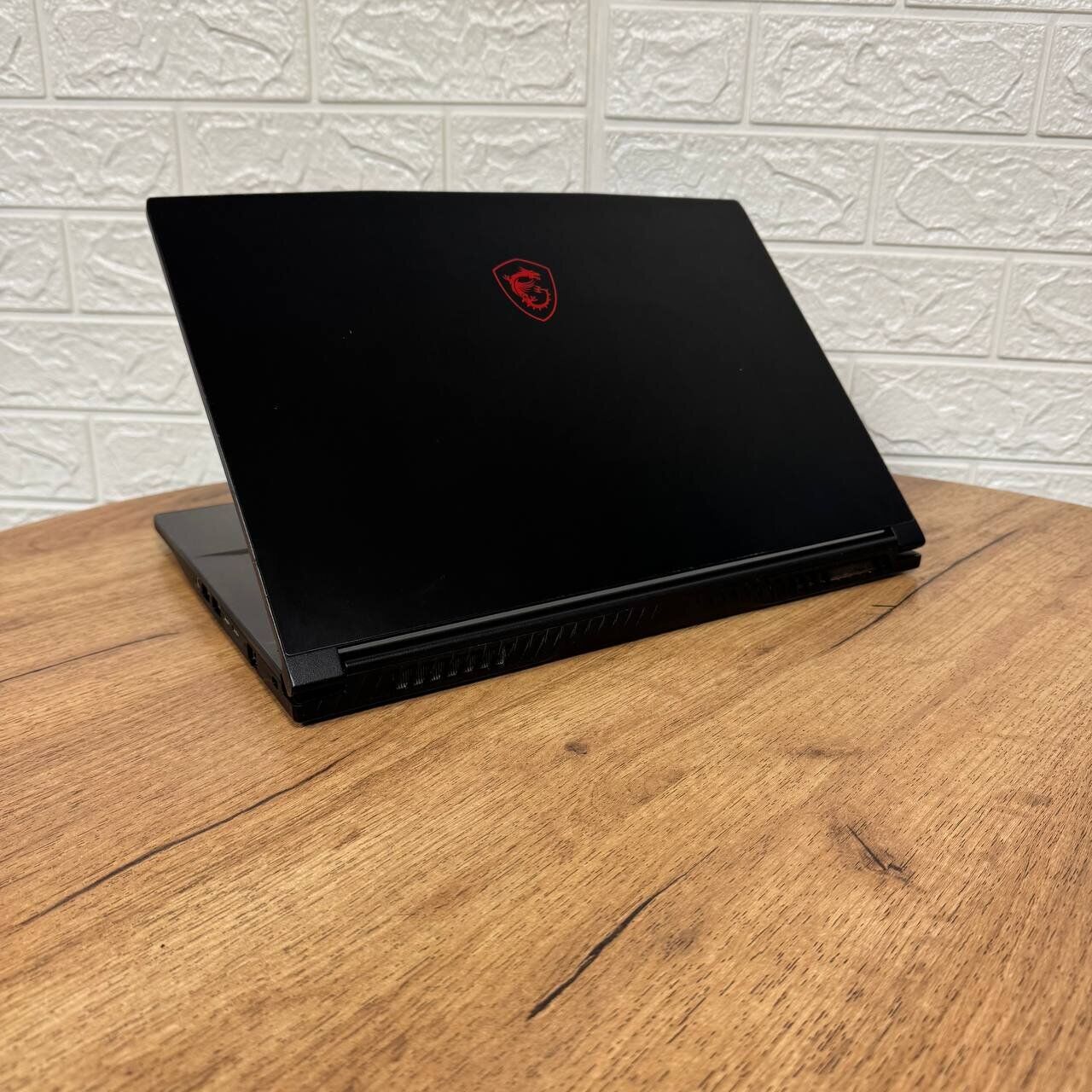 Ігровий ноутбук Б-клас MSI GF65 Thin 9SD / 15.6" (1920x1080) IPS / Intel Core i7-9750H (6 (12) ядер по 2.6 - 4.5 GHz) / 16 GB DDR4 / 512 GB SSD NVMe / nVidia GeForce GTX 1660 Ti, 6 GB GDDR6, 192-bit / WebCam - Зображення 6