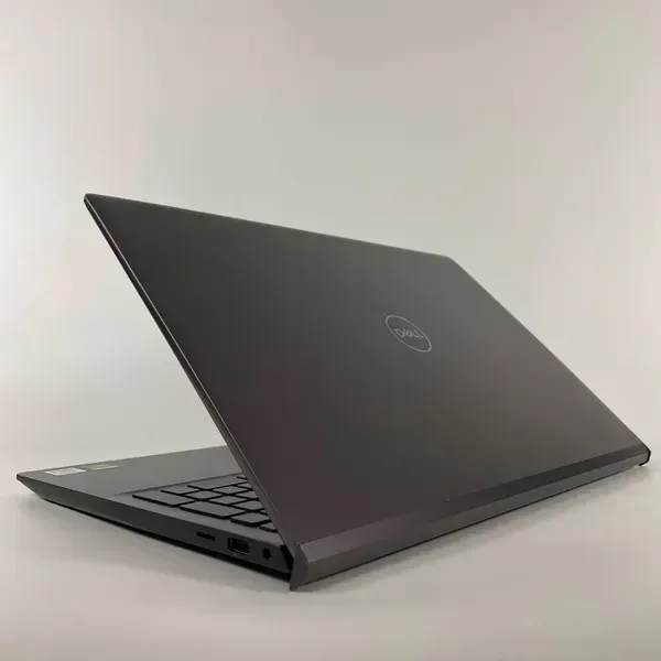 Ігровий ноутбук Dell Vostro 7500 / 15.6" (1920x1080) IPS / Intel Core i5-10300H (4 (8) ядра по 2.5 - 4.5 GHz) / 16 GB DDR4 / 512 GB SSD / nVidia GeForce GTX 1650 Ti, 4 GB GDDR6, 128-bit / WebCam / HDMI - Зображення 8
