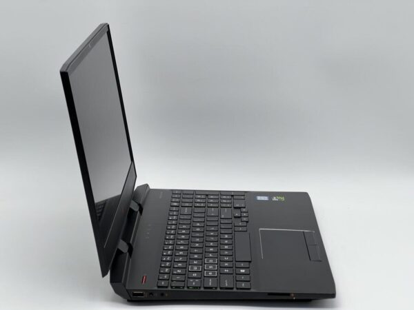 Ігровий ноутбук HP Omen 15-dc0051nr / 15.6" (1920x1080) IPS / Intel Core i7-8750H (6 (12) ядра по 2.2 - 4.1 GHz) / 16 GB DDR4 / 480 GB SSD / nVidia GeForce GTX 1060, 6 GB GDDR5, 192-bit / WebCam + Бездротова мишка - Зображення 3