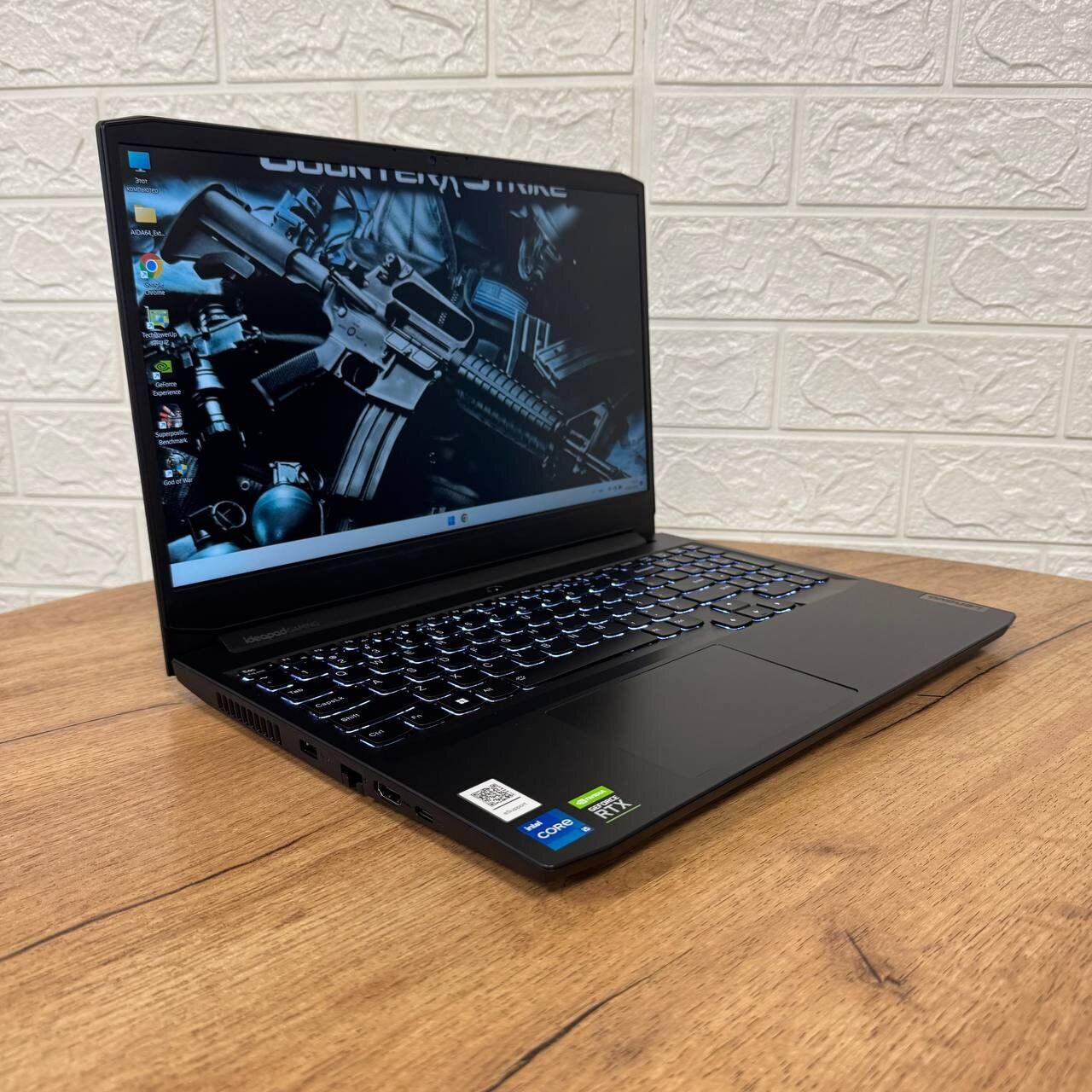 Ігровий ноутбук Lenovo IdeaPad Gaming 3 15IHU6 / 15.6" (1920x1080) IPS / Intel Core i5-11300H (4 (8) ядра по 2.6 - 4.4 GHz) / 8 GB DDR4 / 256 GB SSD NVMe / nVidia GeForce RTX 3050, 4 GB GDDR6, 128-bit / WebCam - Зображення 4