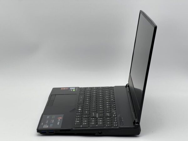 Ігровий ноутбук MSI GL65 9SDK / 15.6" (1920x1080) IPS / Intel Core i7-9750H (6 (12) ядер по 2.6 - 4.5 GHz) / 16 GB DDR4 / 480 GB SSD / nVidia GeForce GTX 1660 Ti, 6 GB GDDR6, 192-bit / WebCam - Зображення 4