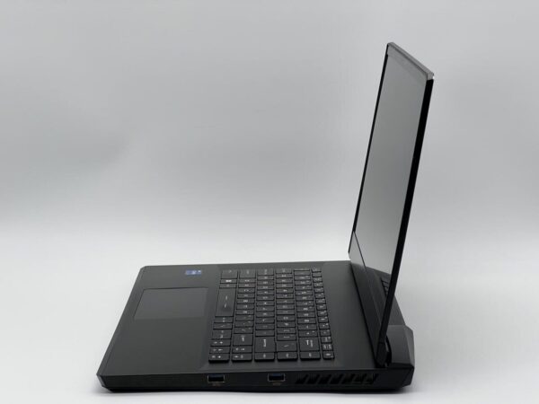 Ігровий ноутбук MSI Vector GP66 12UGS / 15.6" (2560x1440) IPS / Intel Core i7-12700H (14 (20) ядер по 3.5 - 4.7 GHz) / 32 GB DDR5 / 480 GB SSD / nVidia GeForce RTX 3070 Ti, 8 GB GDDR6, 256-bit / WebCam - Зображення 4