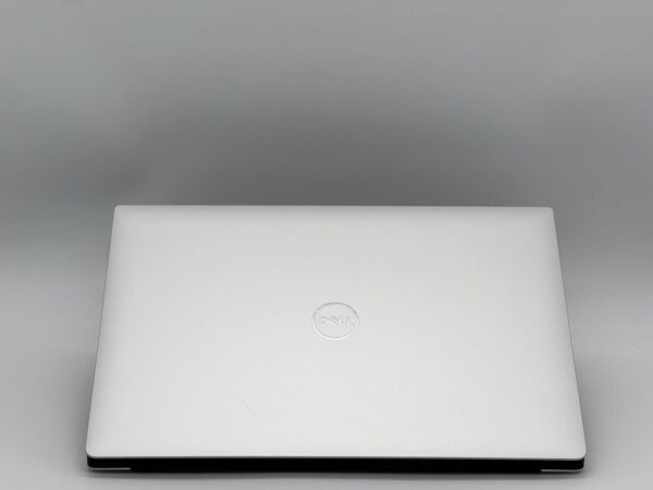 Мобільна робоча станція Dell Precision 5540 / 15.6" (1920x1080) IPS / Intel Core i7-9850H (6 (12) ядер по 2.6 - 4.6 GHz) / 16 GB DDR4 / 240 GB SSD / nVidia Quadro T1000, 4 GB GDDR5, 128-bit / WebCam - Зображення 5