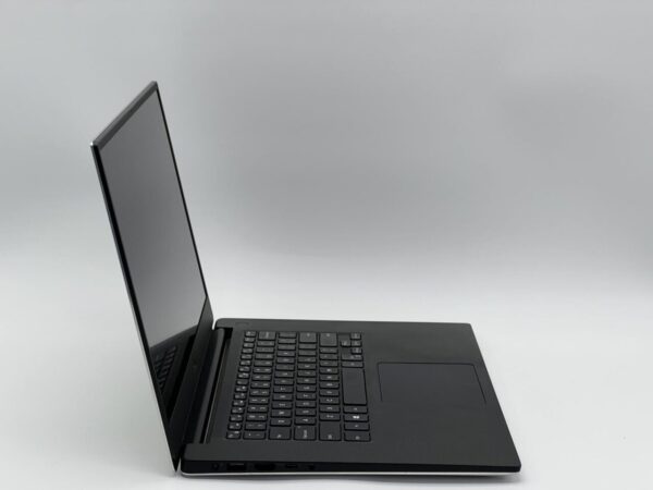 Мобільна робоча станція Dell Precision 5540 / 15.6" (1920x1080) IPS / Intel Core i7-9850H (6 (12) ядер по 2.6 - 4.6 GHz) / 16 GB DDR4 / 240 GB SSD / nVidia Quadro T1000, 4 GB GDDR5, 128-bit / WebCam - Зображення 3
