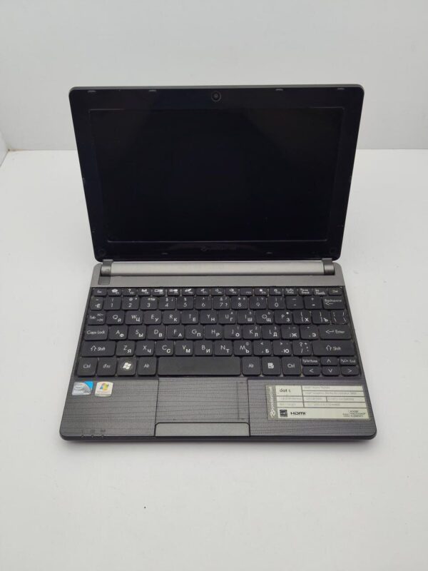 Нетбук Acer Aspire One / 10.1" (1024x768) TN / Intel Atom N2600 (2 (4) ядра по 1.6 GHz) / 4 GB DDR3 / 120 GB HDD / Intel HD Graphics / WebCam / Не тримає - Зображення 2