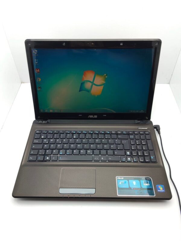 Ноутбук Asus K52 / 15.6" (1366x768) TN / Intel Core i3-350M (2 (4) ядра по 2.26 GHz) / 6 GB DDR3 / 320 GB HDD / AMD Radeon HD 5400 / WebCam - Зображення 7