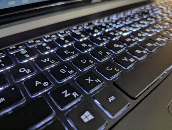 Ноутбук Б-клас Dell Inspiron 15-5547 / 15.6" (1366x768) TN Touch / Intel Core i7-4510U (2 (4) ядра по 2.0 - 3.1 GHz) / 8 GB DDR3 / 240 GB SSD / Intel HD Graphics 4400 / WebCam / Windows 10 - Зображення 6