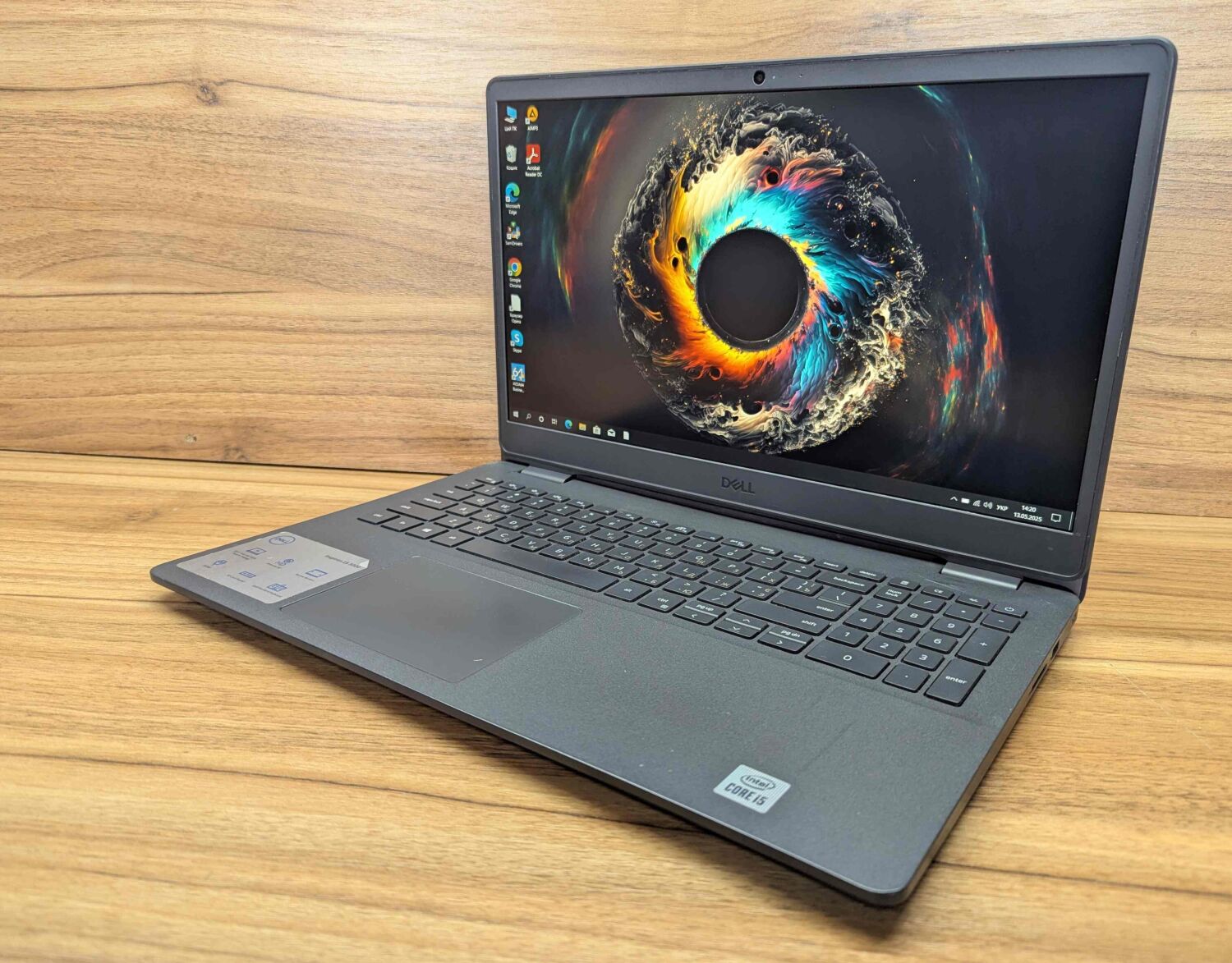 Ноутбук Б-клас Dell Inspiron 3501 / 15.6" (1920x1080) IPS / Intel Core i5-1035G1 (4 (8) ядра 1.0 - 3.6 GHz) / 16 GB DDR4 / 480 GB SSD / Intel UHD Graphics / WebCam / Windows 10 - Зображення 5