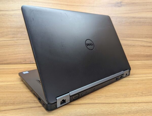 Ноутбук Б-клас Dell Latitude E5470 / 14" (1366x768) TN / Intel Core i5-6300U (2 (4) ядра по 2.4 - 3.0 GHz) / 8 GB DDR4 / 240 GB SSD / Intel HD Graphics 520 / WebCam / HDMI / Windows 10 - Зображення 7