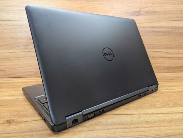 Ноутбук Б-клас Dell Latitude E5550 / 15.6" (1920x1080) IPS / Intel Core i5-5300U (2 (4) ядра по 2.3 - 2.9 GHz) / 8 GB DDR3 / 240 GB SSD / Intel HD Graphics 5500 / WebCam / Windows 10 - Зображення 7