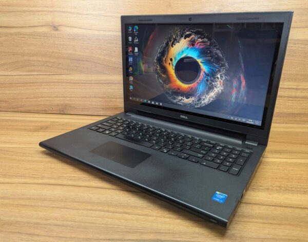 Ноутбук Dell Inspiron 15-3543 / 15.6" (1366x768) TN Touch / Intel Core i3-5005U (2 (4) ядра по 2.0 GHz) / 8 GB DDR3 / 240 GB SSD / Intel HD Graphics 5500 / WebCam / HDMI / Windows 10 - Зображення 5