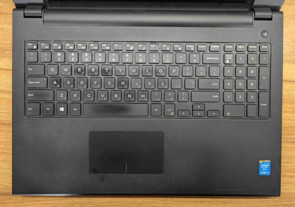 Ноутбук Dell Inspiron 15-3543 / 15.6" (1366x768) TN Touch / Intel Core i3-5005U (2 (4) ядра по 2.0 GHz) / 8 GB DDR3 / 240 GB SSD / Intel HD Graphics 5500 / WebCam / HDMI / Windows 10 - Зображення 3