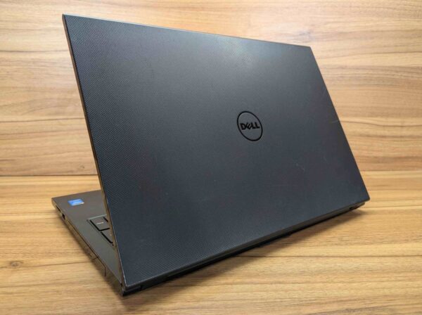 Ноутбук Dell Inspiron 15-3543 / 15.6" (1366x768) TN Touch / Intel Core i3-5005U (2 (4) ядра по 2.0 GHz) / 8 GB DDR3 / 240 GB SSD / Intel HD Graphics 5500 / WebCam / HDMI / Windows 10 - Зображення 6