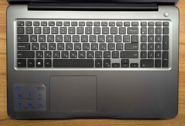 Ноутбук Dell Inspiron 5567 / 15.6" (1920x1080) IPS / Intel Core i7-7500U (2 (4) ядра по 2.7 - 3.5 GHz) / 16 GB DDR4 / 500 GB SSD / AMD Radeon R7 M440, 4 GB DDR3, 64-bit / WebCam / Windows 10 - Зображення 3