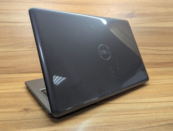 Ноутбук Dell Inspiron 5567 / 15.6" (1920x1080) IPS / Intel Core i7-7500U (2 (4) ядра по 2.7 - 3.5 GHz) / 16 GB DDR4 / 500 GB SSD / AMD Radeon R7 M440, 4 GB DDR3, 64-bit / WebCam / Windows 10 - Зображення 7