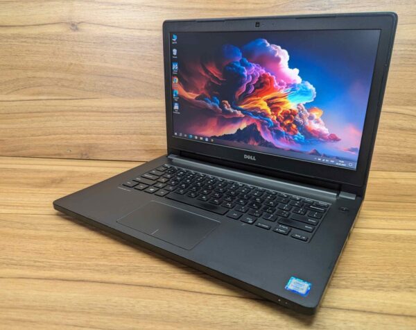 Ноутбук Dell Latitude 3470 / 14" (1366x768) TN / Intel Core i3-6100U (2 (4) ядра по 2.3 GHz) / 8 GB DDR3 / 240 GB SSD / Intel HD Graphics 520 / WebCam / VGA / Windows 10 - Зображення 5