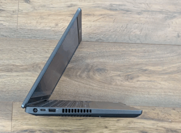 Ноутбук Dell Latitude 5401 / 14" (1366x768) TN / Intel Core i5-9300H (4 (8) ядра по 2.4 - 4.1 GHz) / 8 GB DDR4 / 256 GB SSD / Intel UHD Graphics 630 / WebCam - Зображення 4