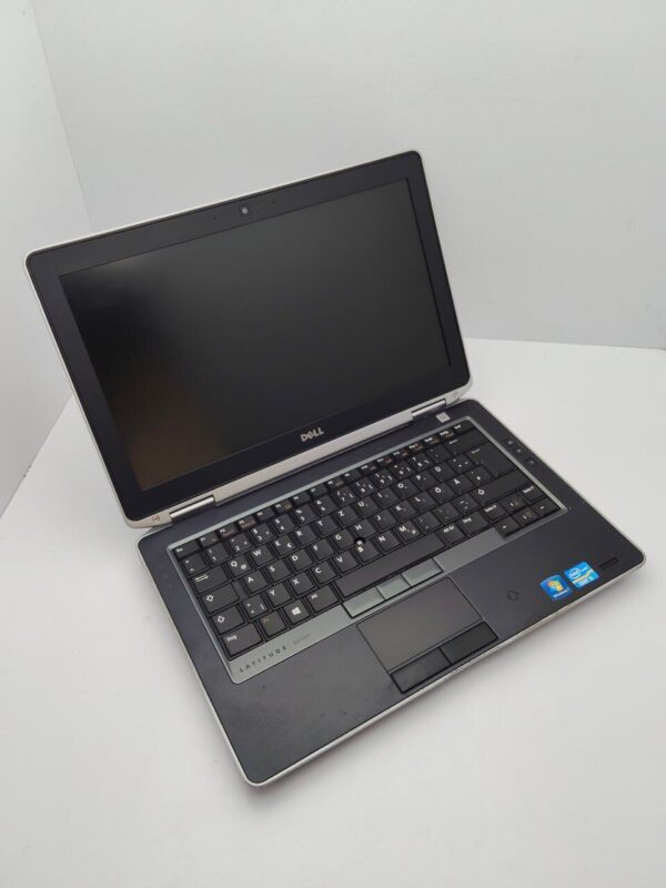 Ноутбук Dell Latitude E6330 / 14" (1366x768) TN / Intel Core i5-3320M (2 (4) ядра по 2.6 - 3.3 GHz) / 6 GB DDR3 / 120 GB SSD / Intel HD Graphics 4000 / WebCam - Зображення 3