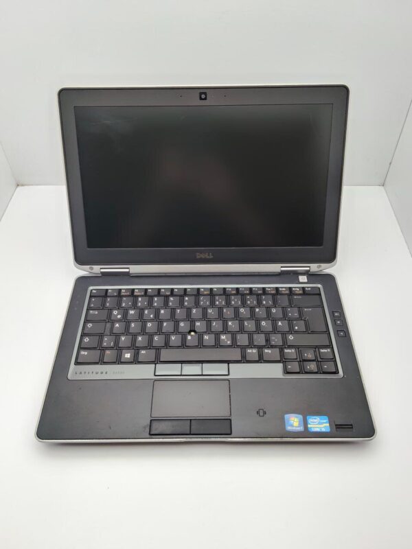 Ноутбук Dell Latitude E6330 / 14" (1366x768) TN / Intel Core i5-3320M (2 (4) ядра по 2.6 - 3.3 GHz) / 6 GB DDR3 / 120 GB SSD / Intel HD Graphics 4000 / WebCam - Зображення 2
