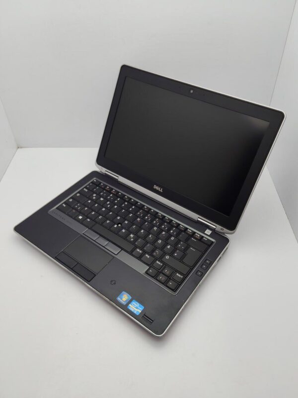 Ноутбук Dell Latitude E6330 / 14" (1366x768) TN / Intel Core i5-3320M (2 (4) ядра по 2.6 - 3.3 GHz) / 6 GB DDR3 / 120 GB SSD / Intel HD Graphics 4000 / WebCam - Зображення 4