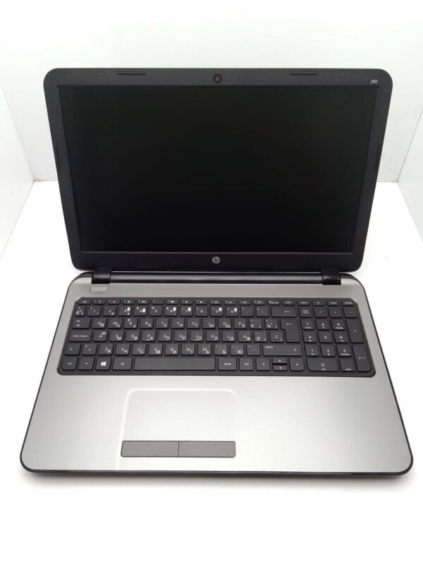 Ноутбук HP Compag 250 / 15.6" (1366x768) TN / Intel Celeron N2840 (2 ядра по 2.16 - 2.58 GHz) / 4 GB DDR3 / 500 GB HDD / Intel HD Graphics / WebCam - Зображення 2