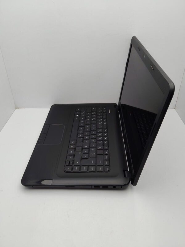 Ноутбук HP CQ58 / 15.6" (1366x768) TN / Intel Core i3-3110M (2 (4) ядра по 2.4 GHz) / 6 GB DDR3 / 500 GB HDD / AMD Radeon HD 6400M, 1 GB DDR3, 64-bit / WebCam - Зображення 6