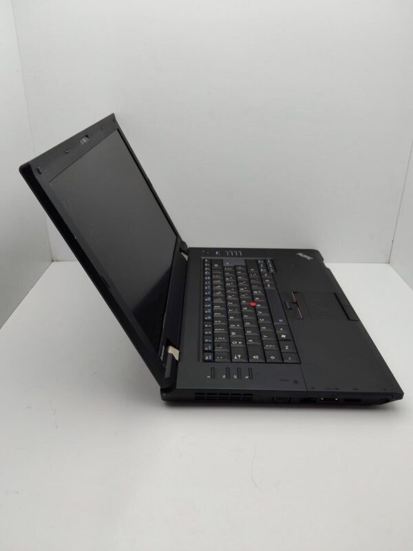 Ноутбук Lenovo ThinkPad L520 / 15.6" (1366x768) TN / Intel Core i7-2820QM (4 (8) ядра по 2.3 - 3.4 GHz) / 8 GB DDR3 / 240 GB SSD / Intel HD Graphics 4000 / WebCam - Зображення 5