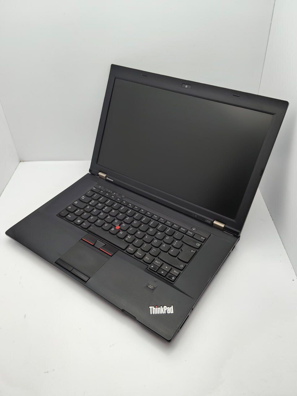 Ноутбук Lenovo ThinkPad L530 / 15.6" (1366x768) TN / Intel Core i5-3210M (2 (4) ядра по 2.5 - 3.1 GHz) / 6 GB DDR3 / 120 GB SSD / Intel HD Graphics 4000 / WebCam - Зображення 4