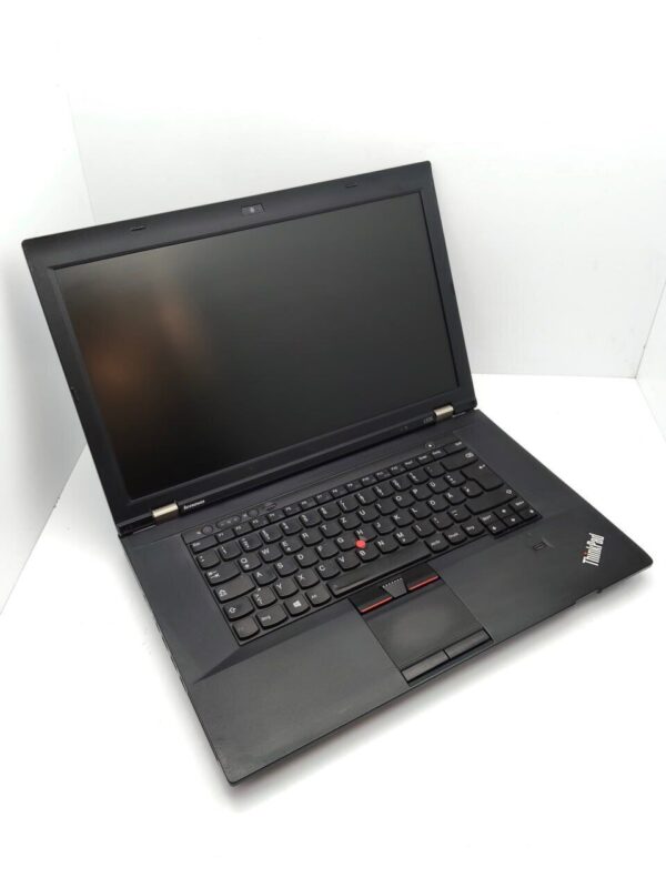 Ноутбук Lenovo ThinkPad L530 / 15.6" (1366x768) TN / Intel Core i5-3210M (2 (4) ядра по 2.5 - 3.1 GHz) / 6 GB DDR3 / 120 GB SSD / Intel HD Graphics 4000 / WebCam - Зображення 3