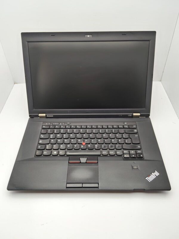 Ноутбук Lenovo ThinkPad L530 / 15.6" (1366x768) TN / Intel Core i5-3210M (2 (4) ядра по 2.5 - 3.1 GHz) / 6 GB DDR3 / 120 GB SSD / Intel HD Graphics 4000 / WebCam - Зображення 2