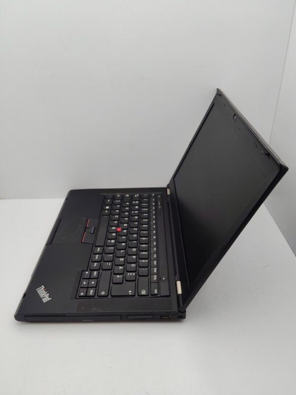 Ноутбук Lenovo ThinkPad T430 / 15.6" (1366x768) TN / Intel Core i5-3320M (2 (4) ядра по 2.6 - 3.3 GHz) / 6 GB DDR3 / 120 GB SSD / Intel HD Graphics 4000 / WebCam - Зображення 6