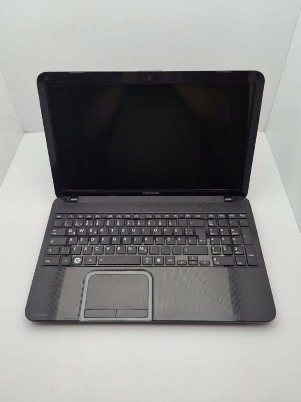 Ноутбук Toshiba P850 / 15.6" (1366x768) TN / Intel Core i7-3610QM (4 (8) ядра по 2.3 - 3.3 GHz) / 6 GB DDR3 / 500 GB HDD / AMD Radeon HD 7600M, 2 GB GDDR3, 64-bit / WebCam - Зображення 2