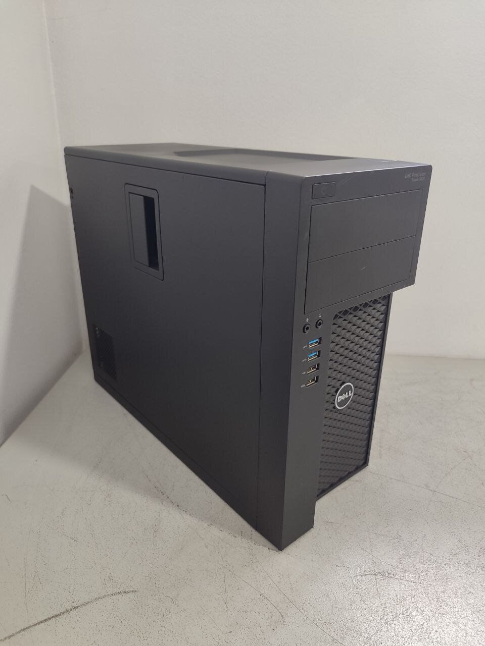 Робоча станція Dell Precision T3620 Tower / Intel Xeon E3-1270 v5 (4 (8) ядра по 3.6 - 4.0 GHz) / 16 GB DDR4 / 240 GB SSD / nVidia GeForce GTX 650, 1 GB GDDR5, 128-bit - Зображення 2