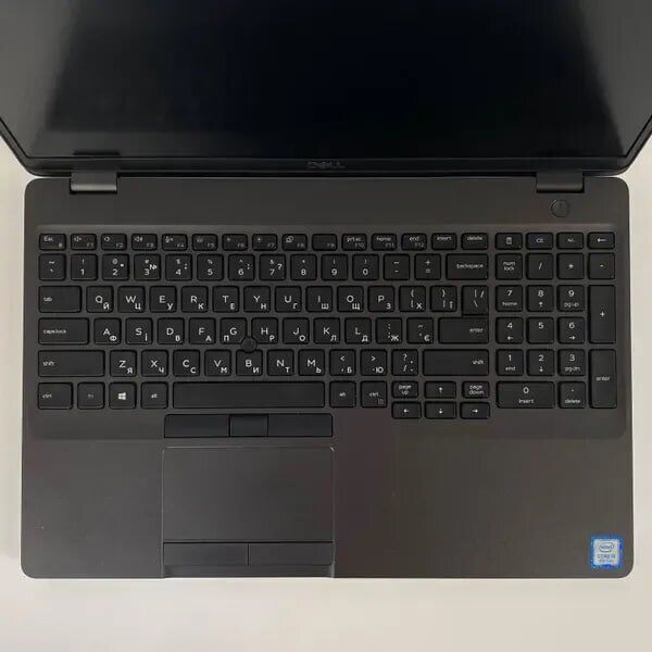 Ультрабук Б-клас Dell Latitude 5500 / 15.6" (1920x1080) IPS / Intel Core i5-8365U (4 (8) ядра по 1.6 - 4.1 GHz) / 16 GB DDR4 / 256 GB SSD / Intel UHD Graphics / WebCam / HDMI / SIM - Зображення 3