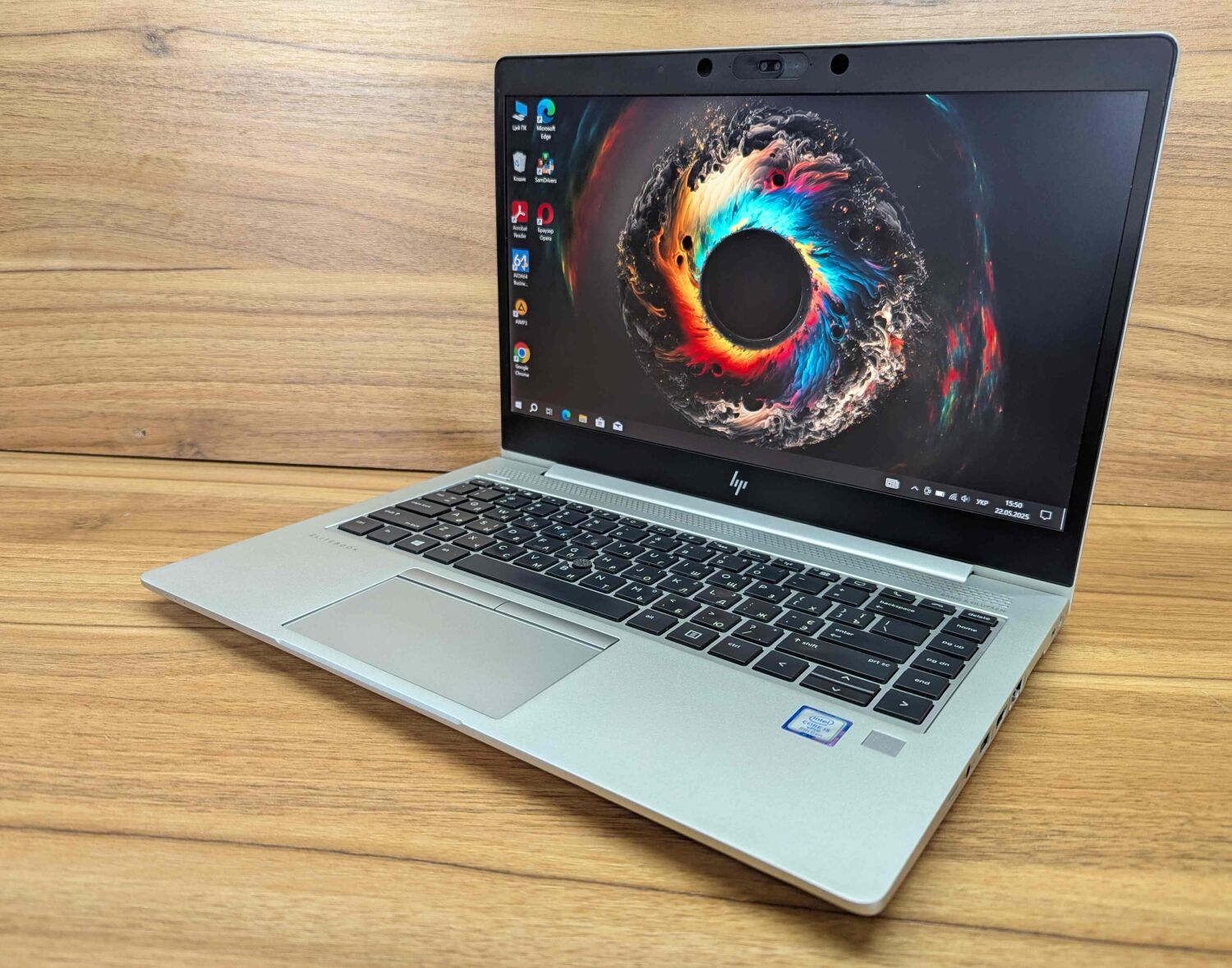 Ультрабук Б-клас HP EliteBook 840 G5 / 14" (1920x1080) IPS / Intel Core i7-8650U (4 (8) ядра по 1.9 - 4.2 GHz) / 16 GB DDR4 / 512 GB SSD / Intel UHD Graphics 620 / Fingerprint / HDMI / Windows 10 - Зображення 5